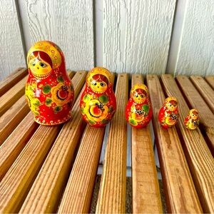 Vintage Matryoshka Wood Set Russia Red Flowers Russian Nesting Dolls Wooden 5